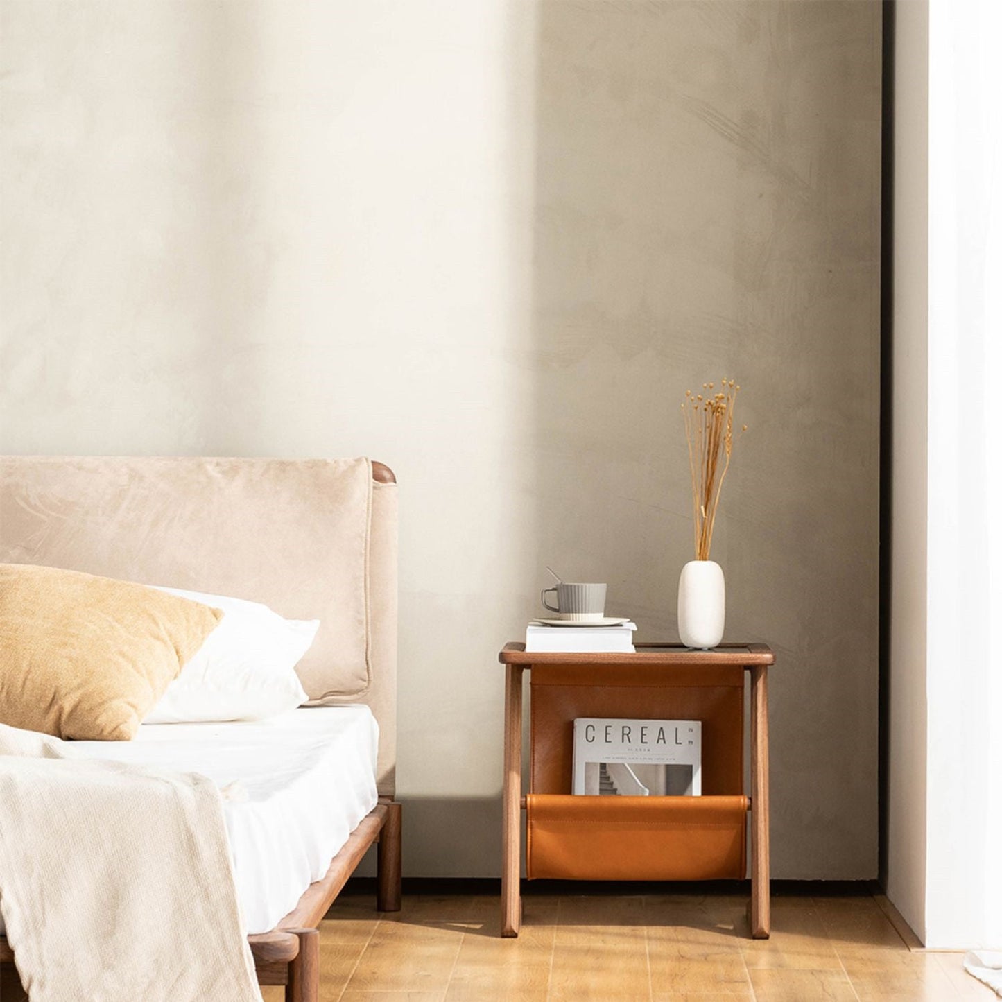 AITANA Solid Wood Side Table Lamp Table