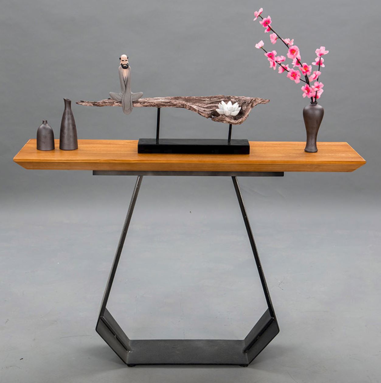 MADISON Hallway Display Table