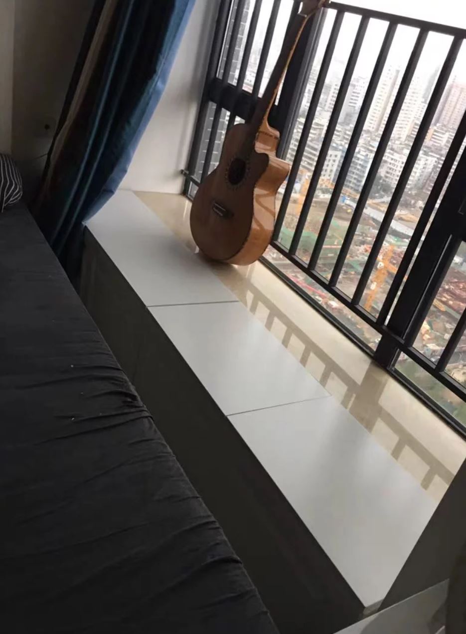 DANIELA Windowsill Ottoman Bench