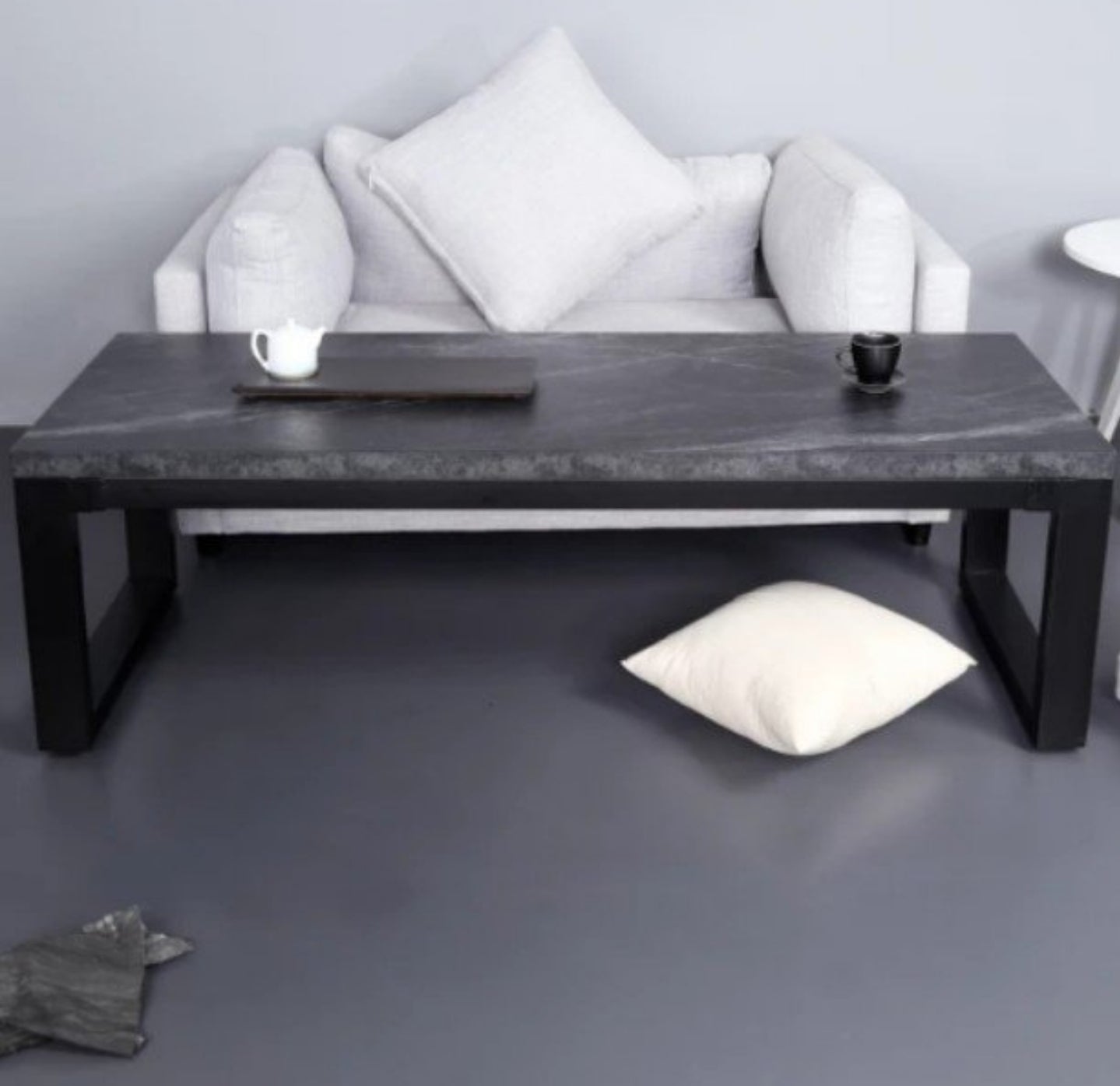 ASPEN Black Mica Rock Coffee Table Center
