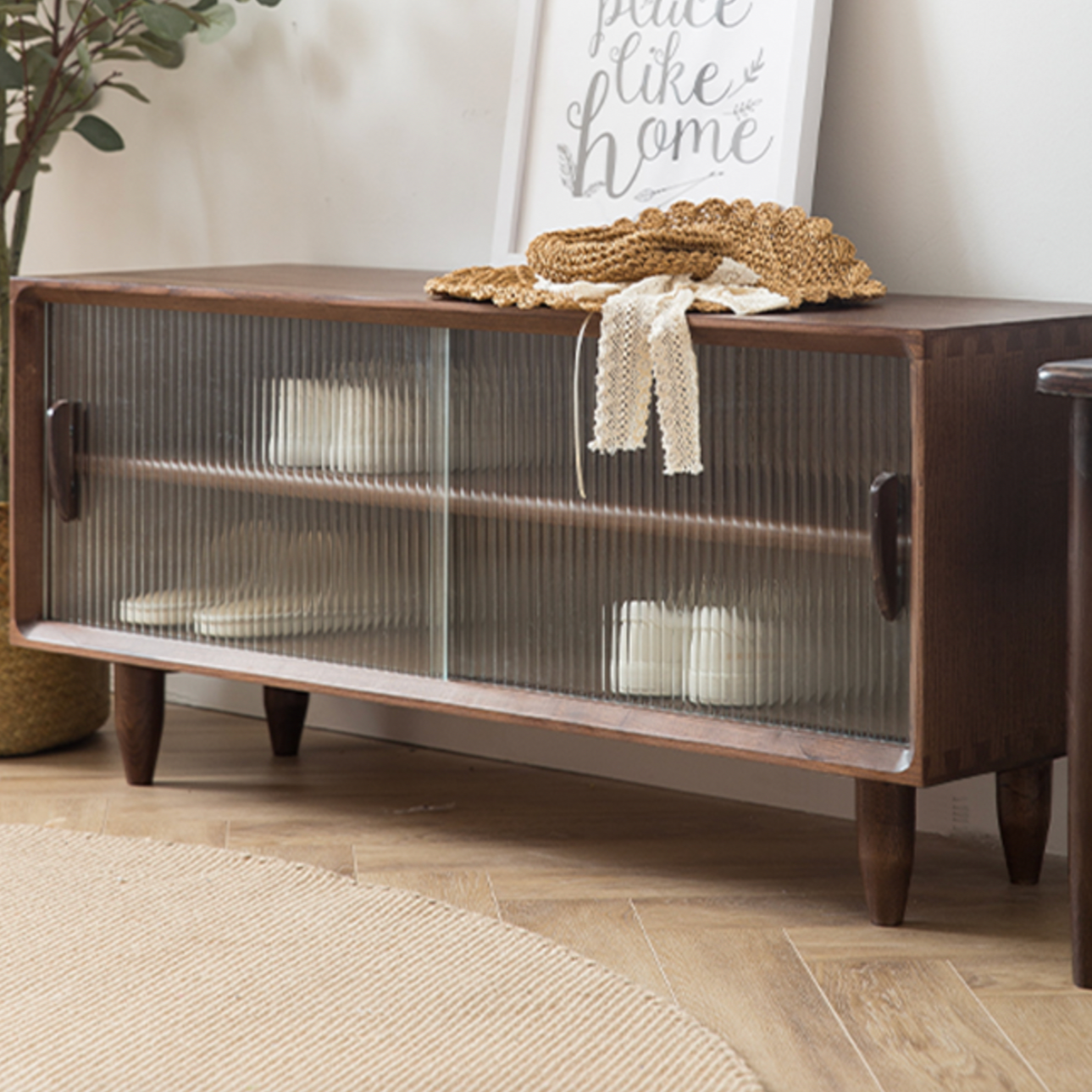 ARIAH Shoe Closet With Detachable Shelf