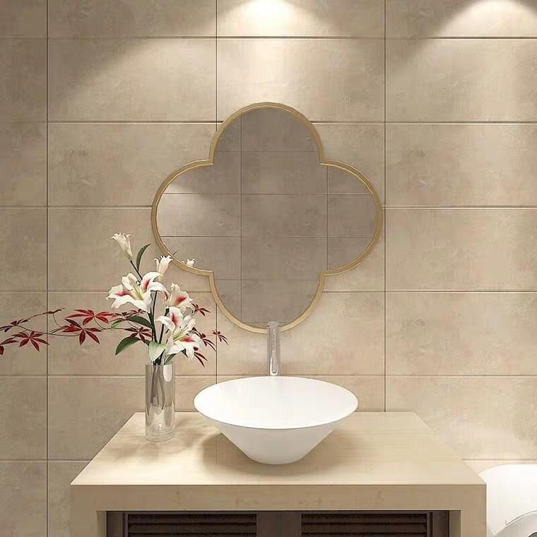 ADRIANA Four Leaf Clover Wall Mirror