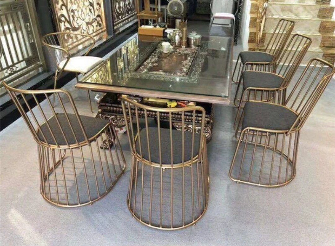 RIVER Contemporary Dining Chair