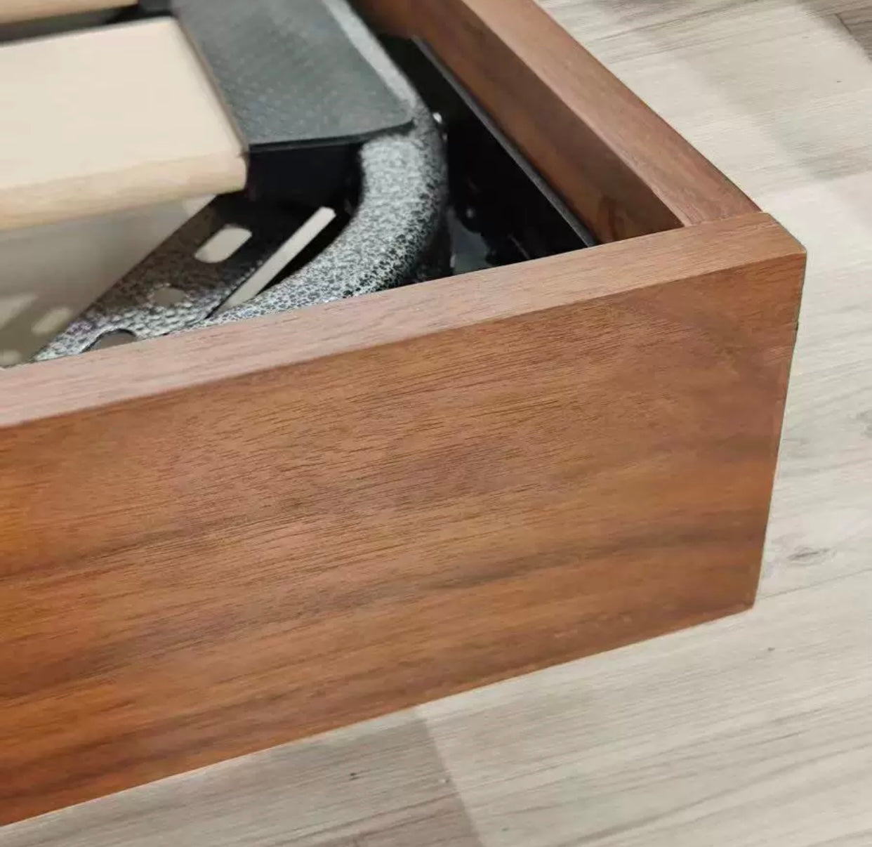 NJORD HAMPTON Scandinavian Solid Wood Suspended Bed Frame