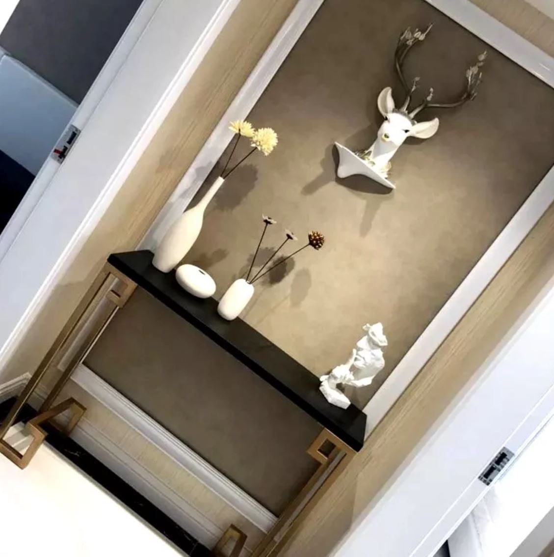 SERENITY Contemporary Hallway Console