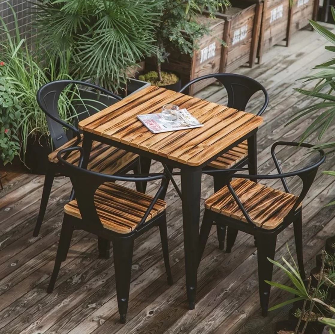 LILA Rustic Outdoor Solid Wood Dining Table