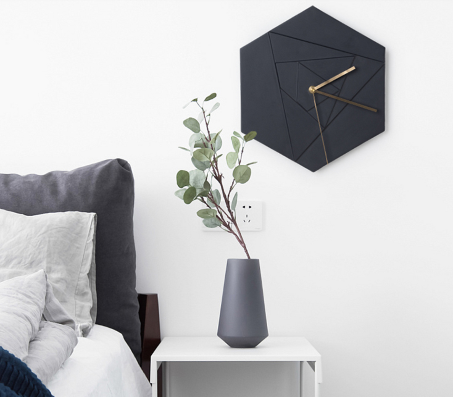 ALBAN Geometric Colour Style Pop Wall Clock