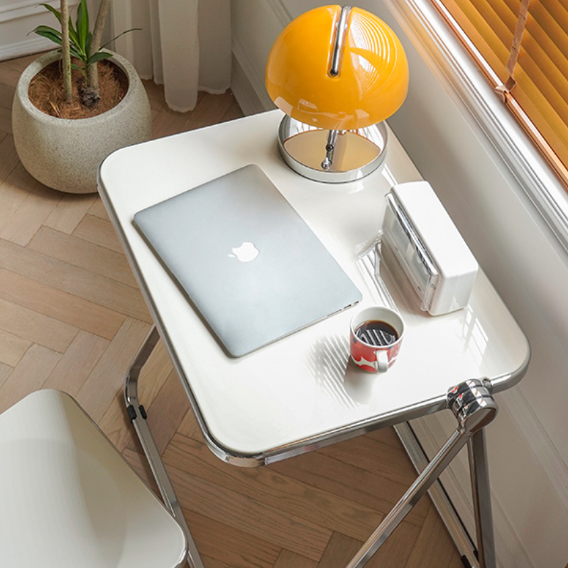 Carolyn Minimalist Folding Table Desk